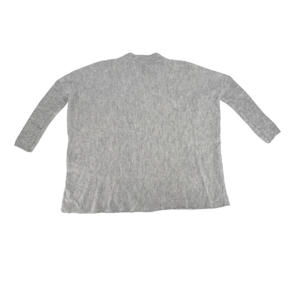 H&M Heather Gray Oversized Boxy Alpaca Wool Crew Neck Sweater Size XS/S Women’s - Picture 3 of 5